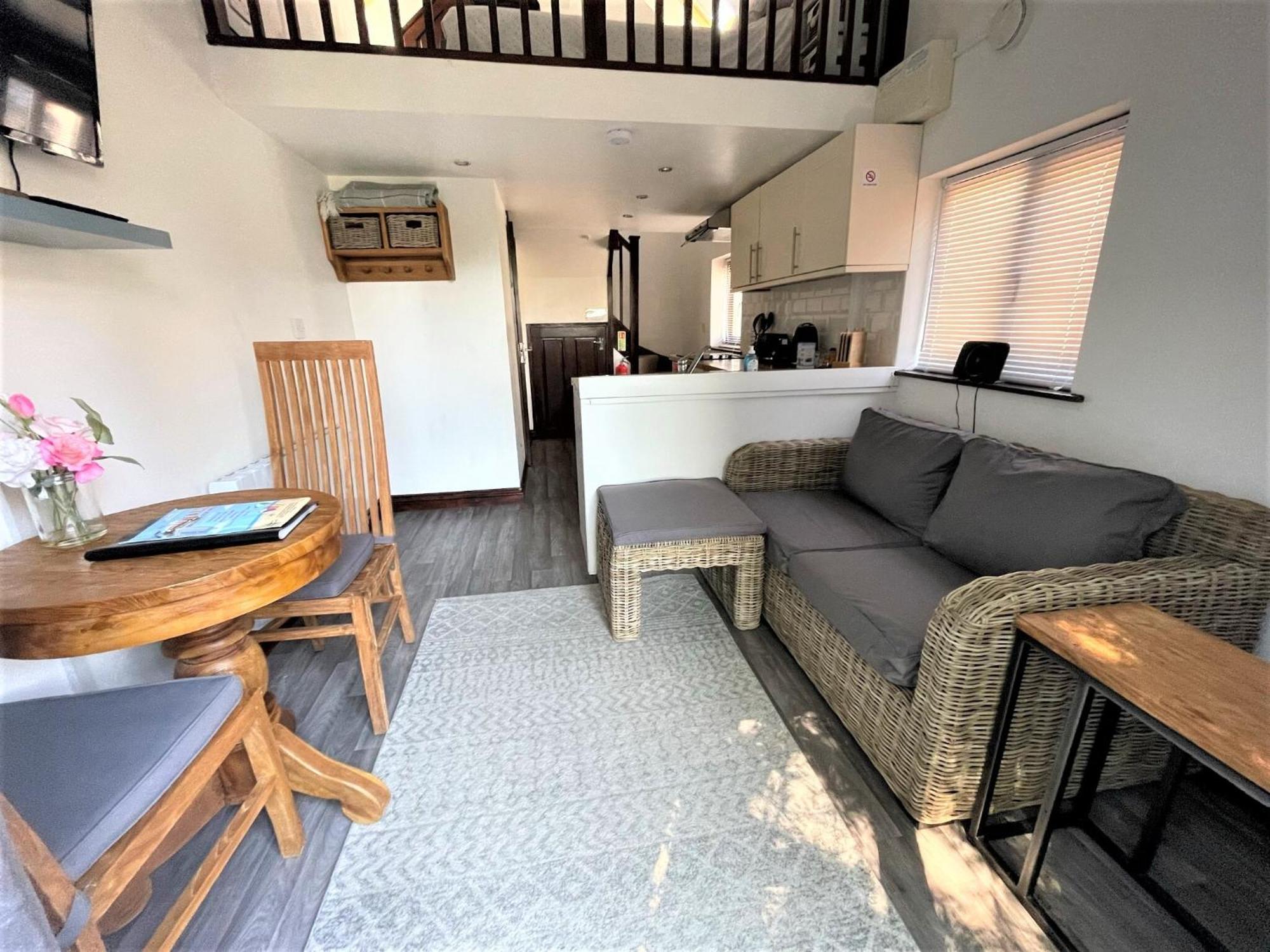 The Stables - Detached Cottage With Private Garden & Hot Tub St Austell Exterior foto